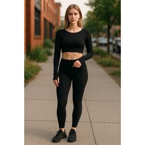 2/$30 HOUSE OF HARLOW 1960 Ribbed Crop Top Size S Black Long Sleeve Thumbholes